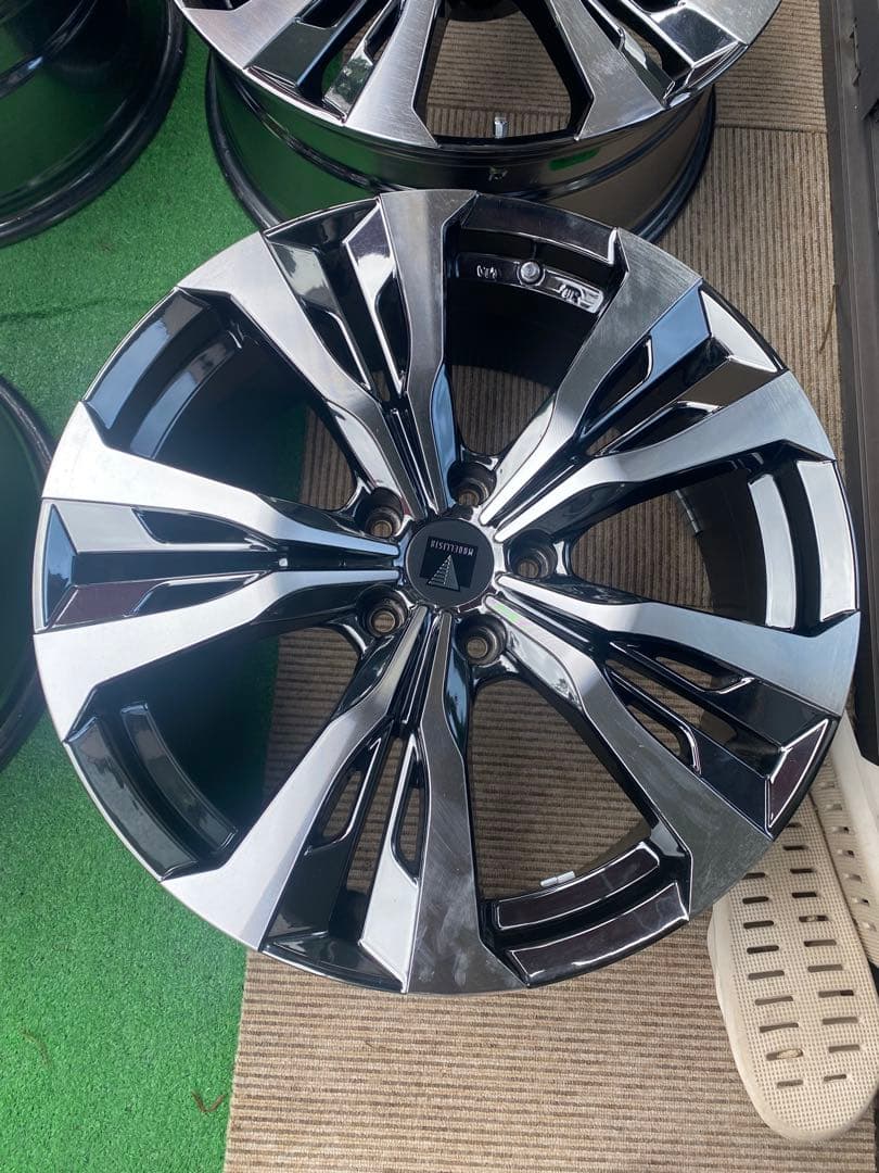 220クラウン　モデリスタ　19インチ