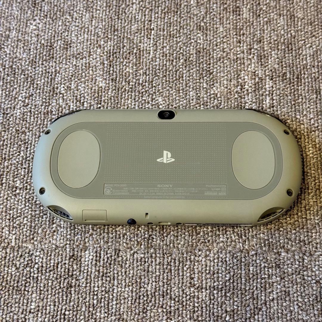 PSVITA PCH-2000 カーキ