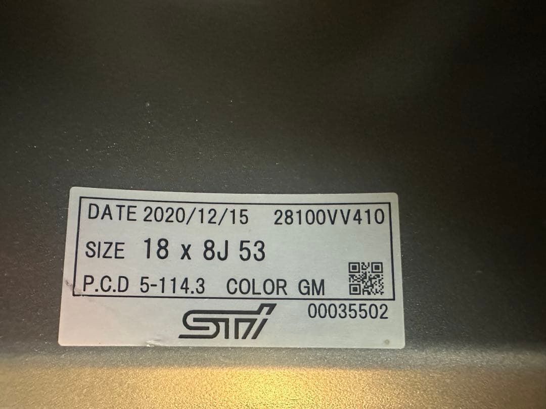 スバル STI パフォーマンス 18インチ8J ET53 5穴114.3