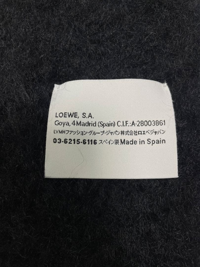 LOEWE 黒 マフラー