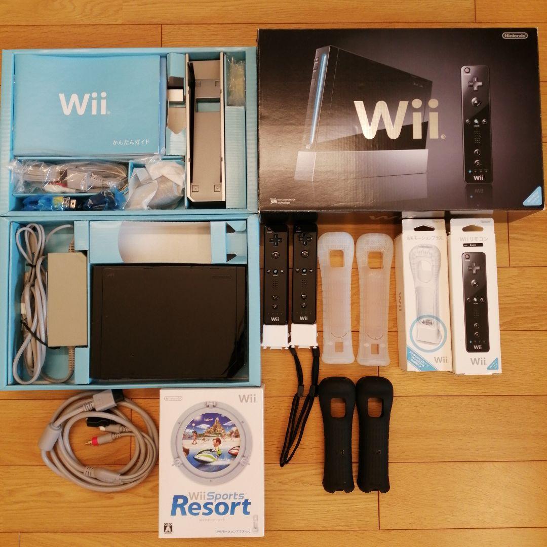 Wii本体　Wii専用ソフト『Wii Sports Resort』リモコン2台！