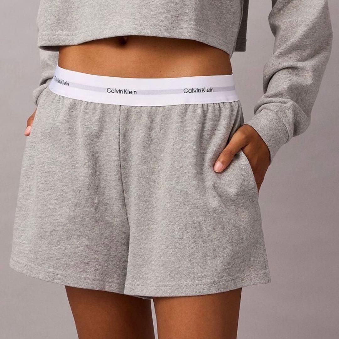 【新品】  ショートパンツ ロゴジャージーカルバンクライン