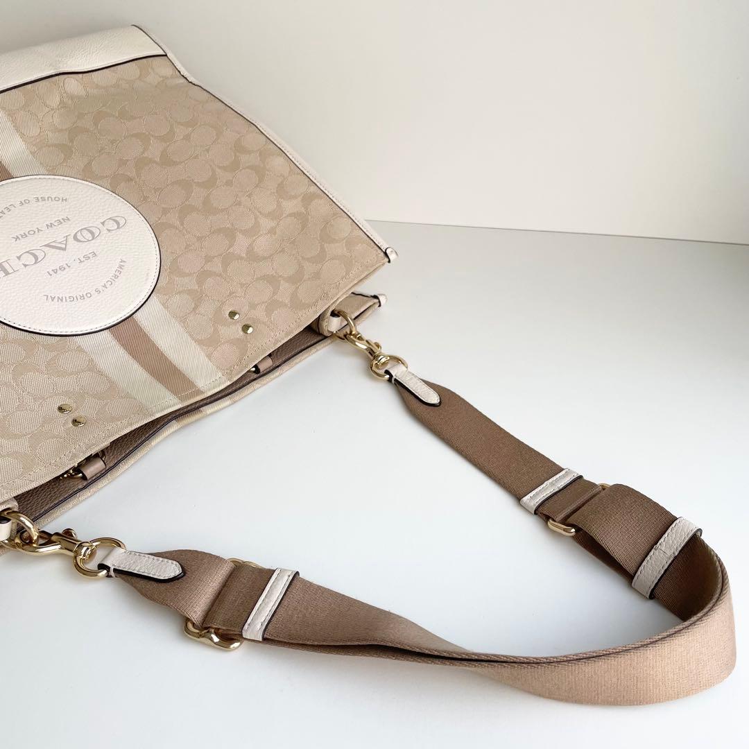 コーチ COACH トートバッグ デンプシー トート 40 シグネチャー 大判