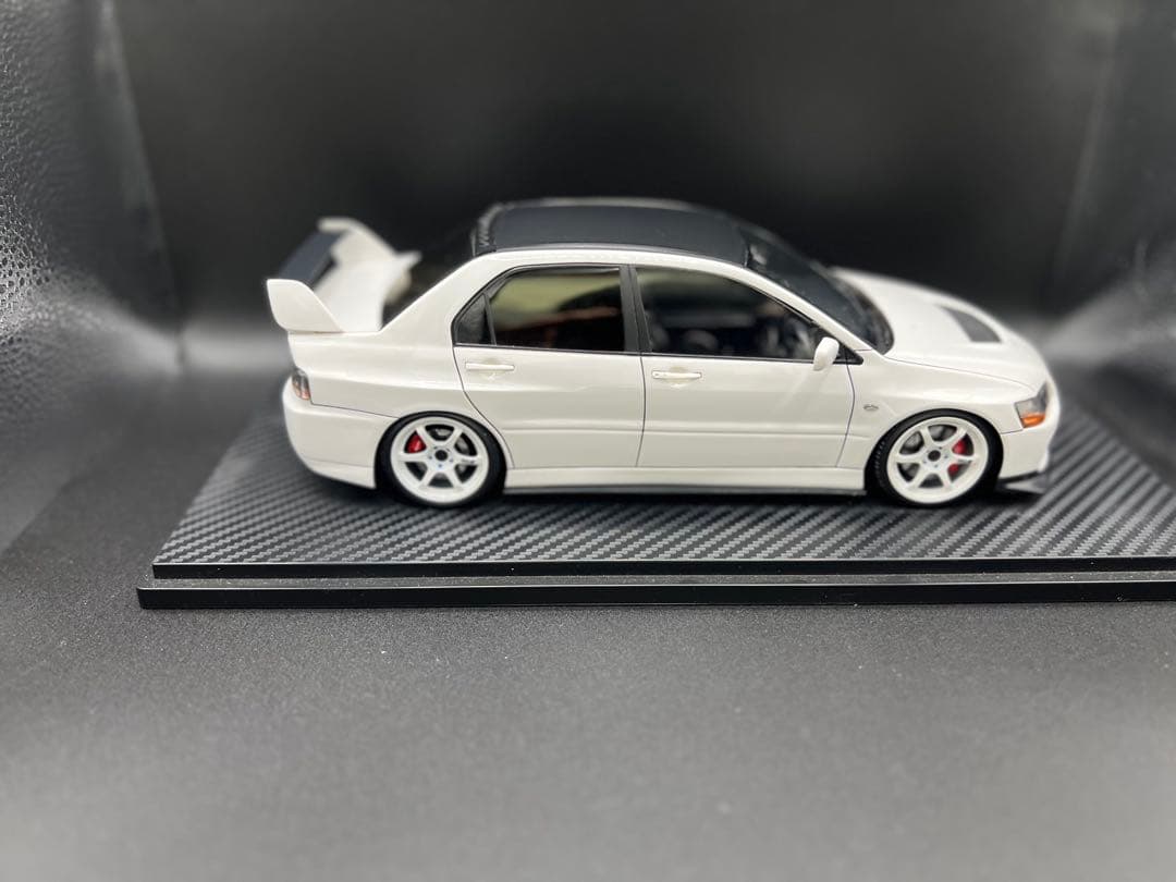 本日特価‼️イグニッションモデル ランサーエボリューション9 カスタム 1/18