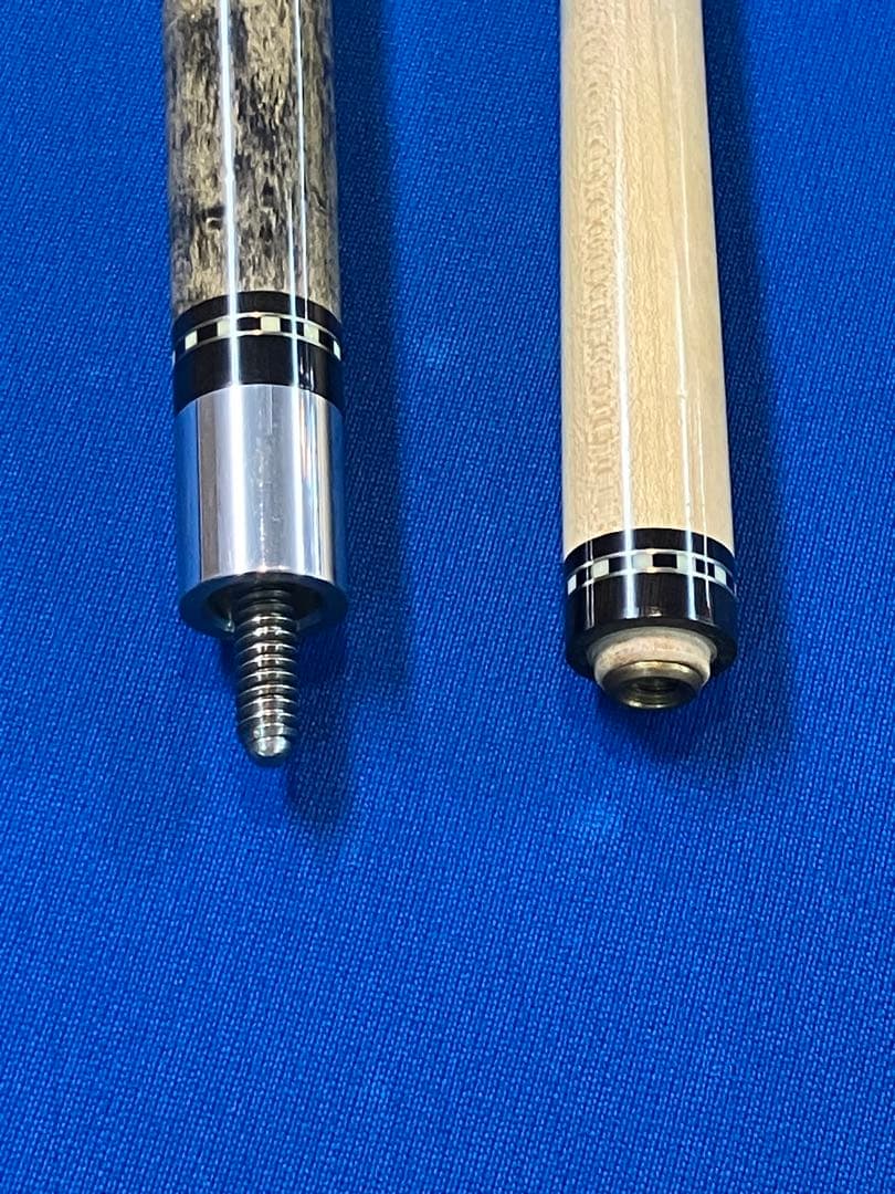 約25年前のAdam製のビリヤードキューです。