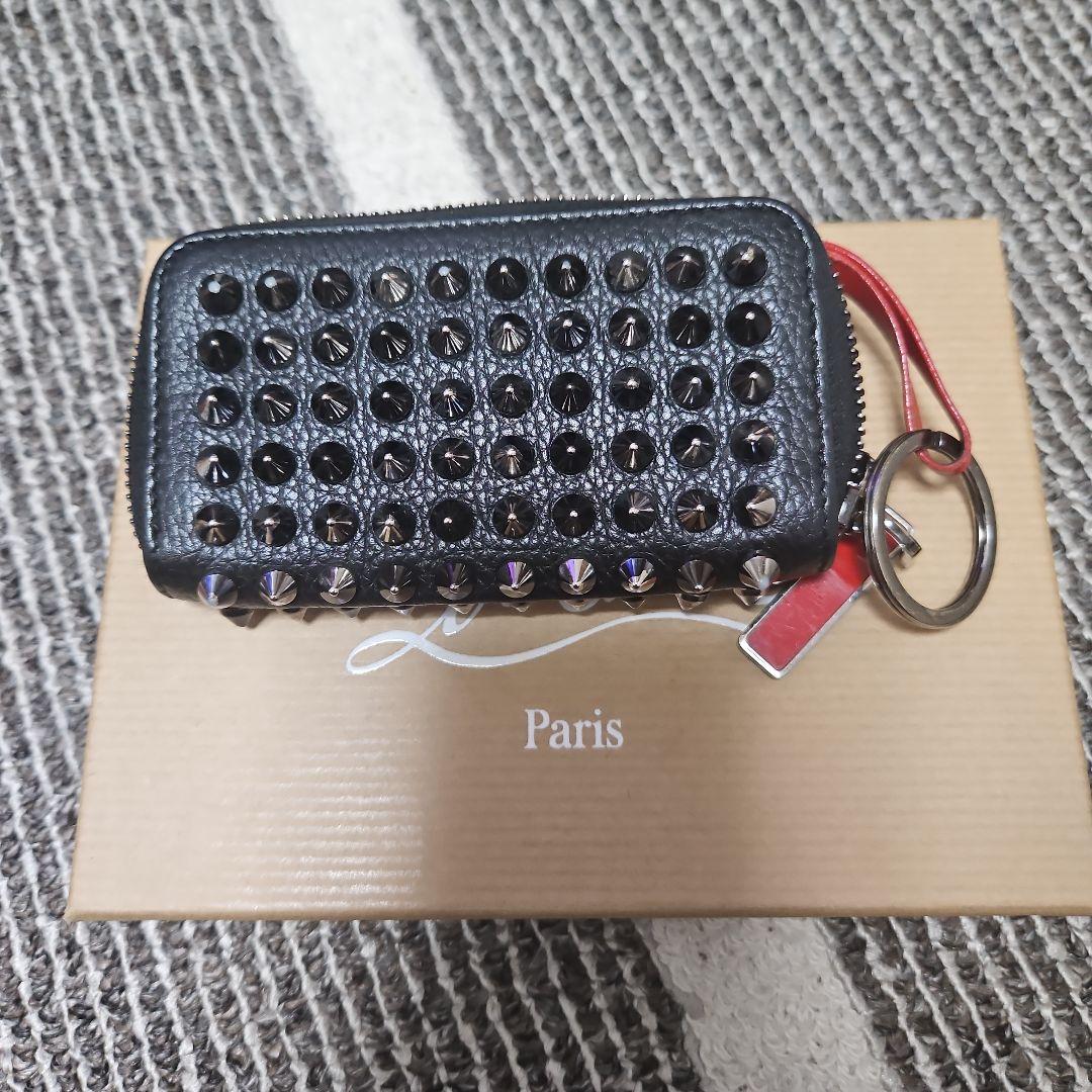 Christian Louboutin スタッズキーケース
