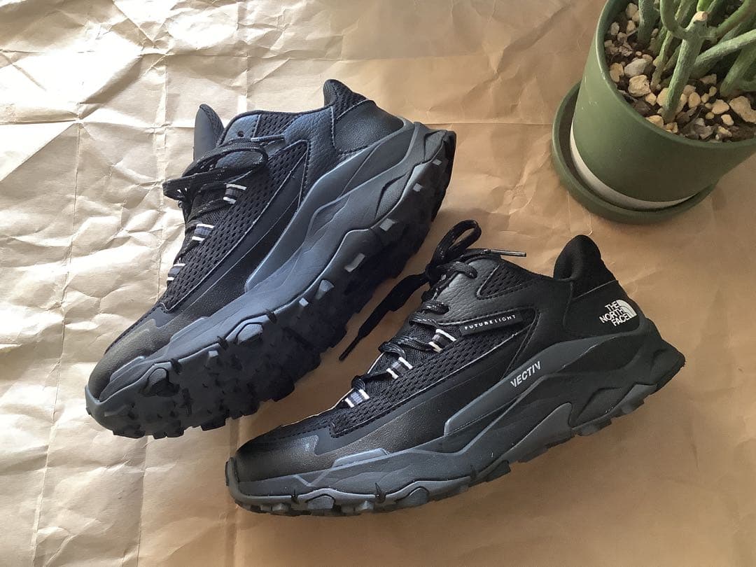 ★ノースフェイス　トレッキング　ベクティブ タラバル フーチャーライト