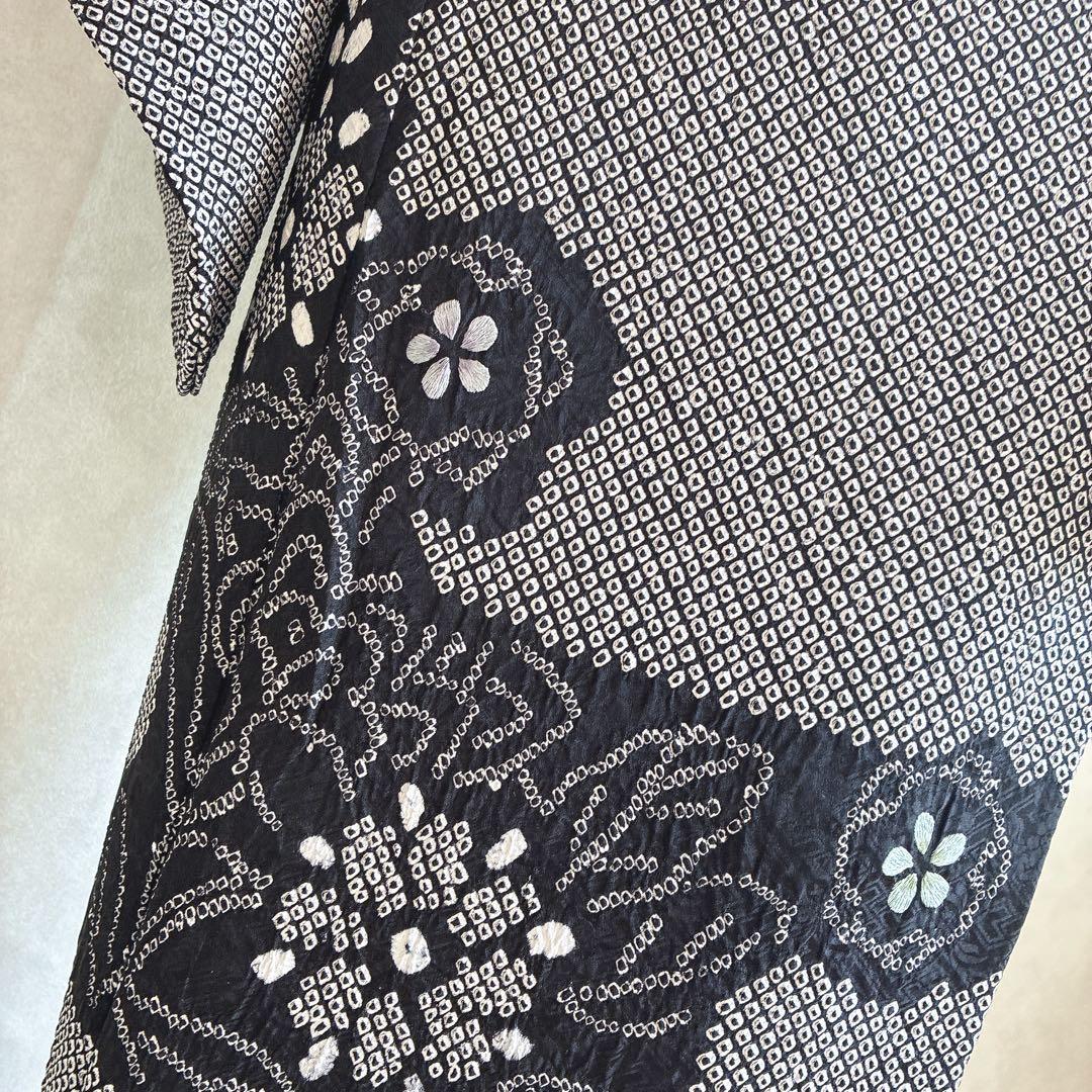 訪問着　フルセット　着物　総絞り　正絹　黒　絞り　花刺繍　豪華　G1