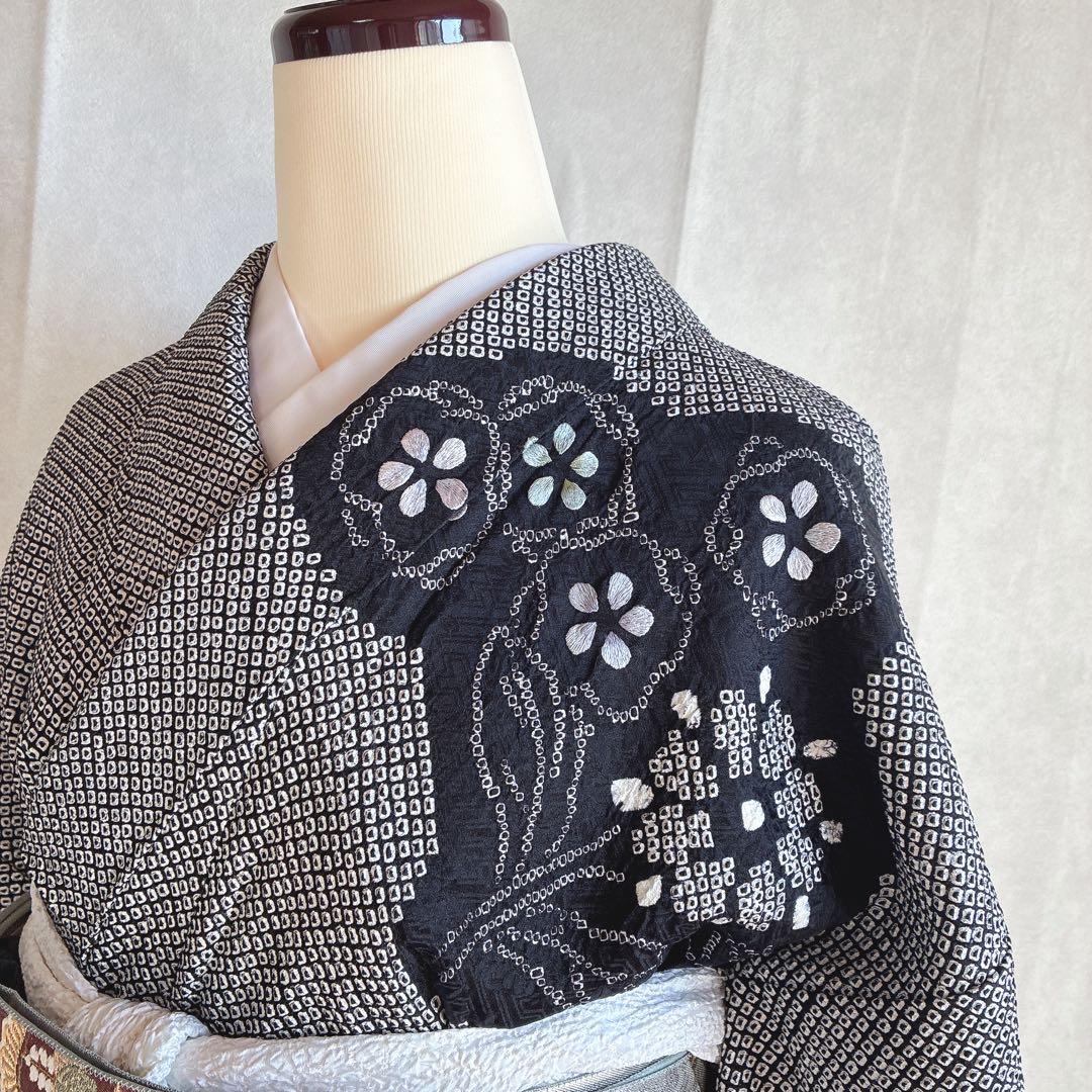 訪問着　フルセット　着物　総絞り　正絹　黒　絞り　花刺繍　豪華　G1