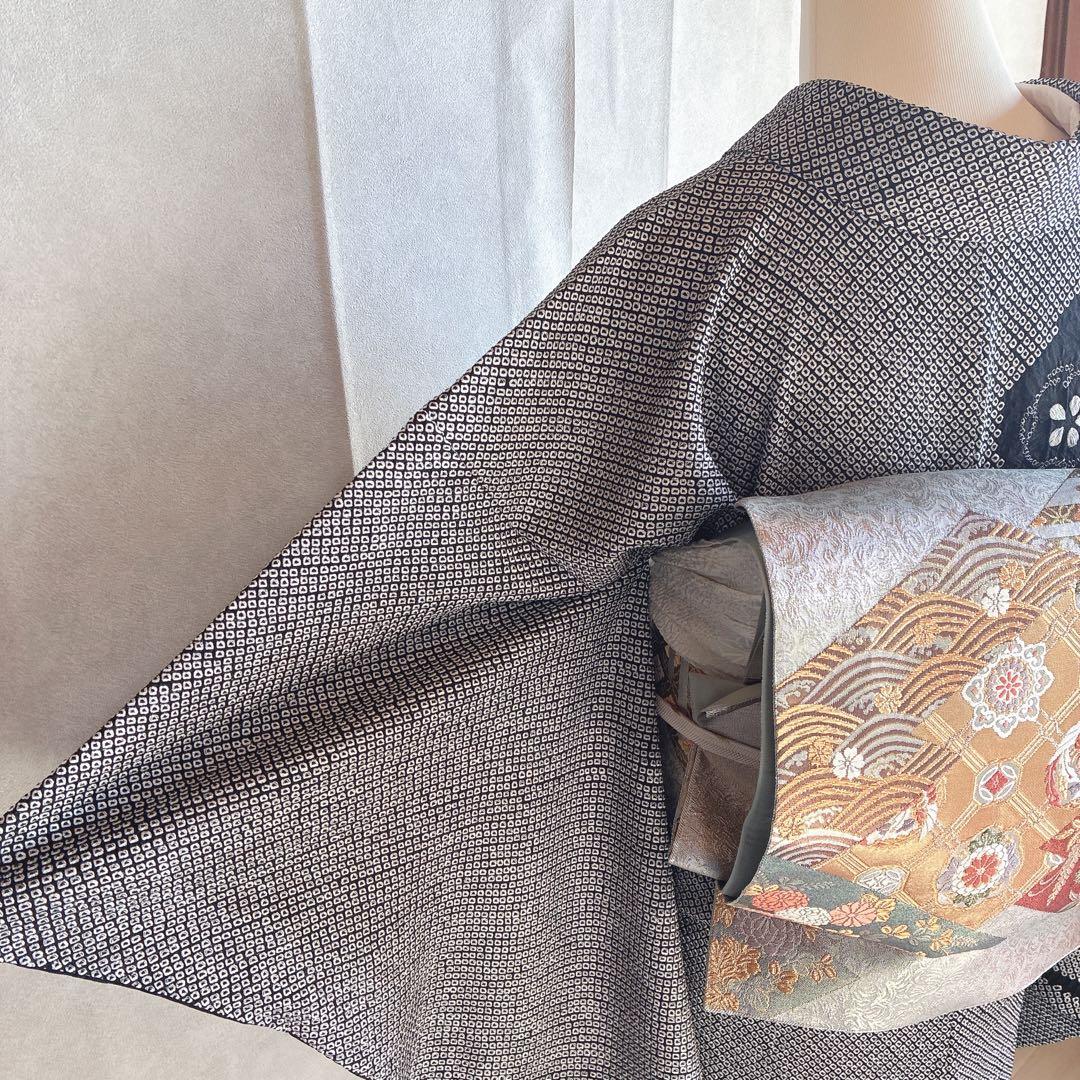 訪問着　フルセット　着物　総絞り　正絹　黒　絞り　花刺繍　豪華　G1
