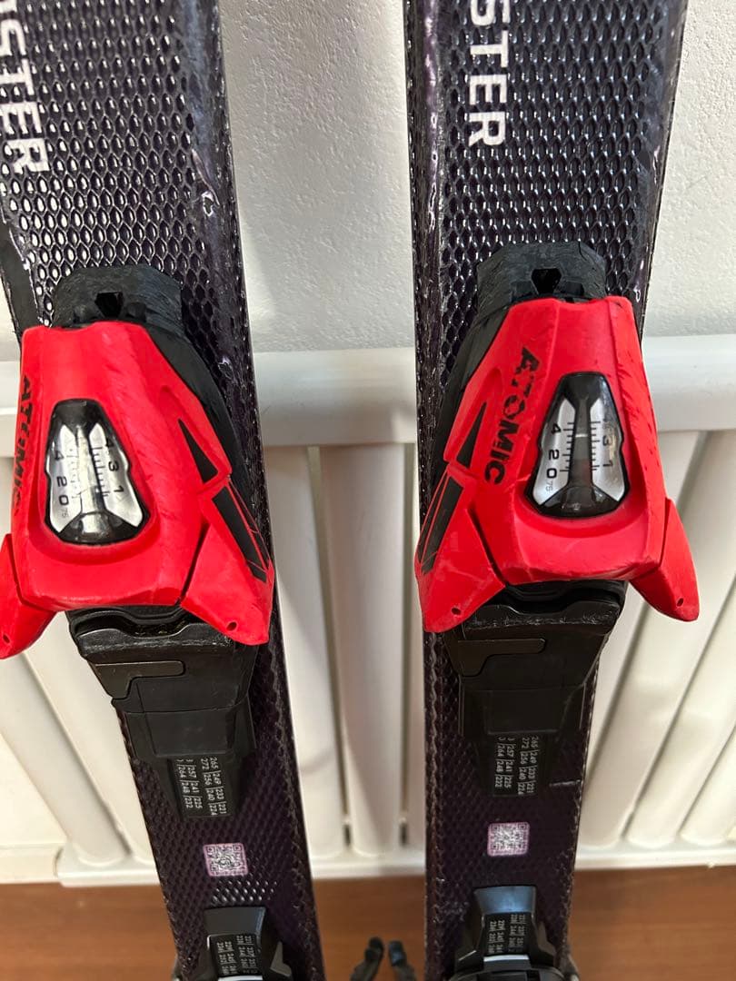 アトミックATOMIC JX レッドスタースキー板とポールセット120子供キッズ