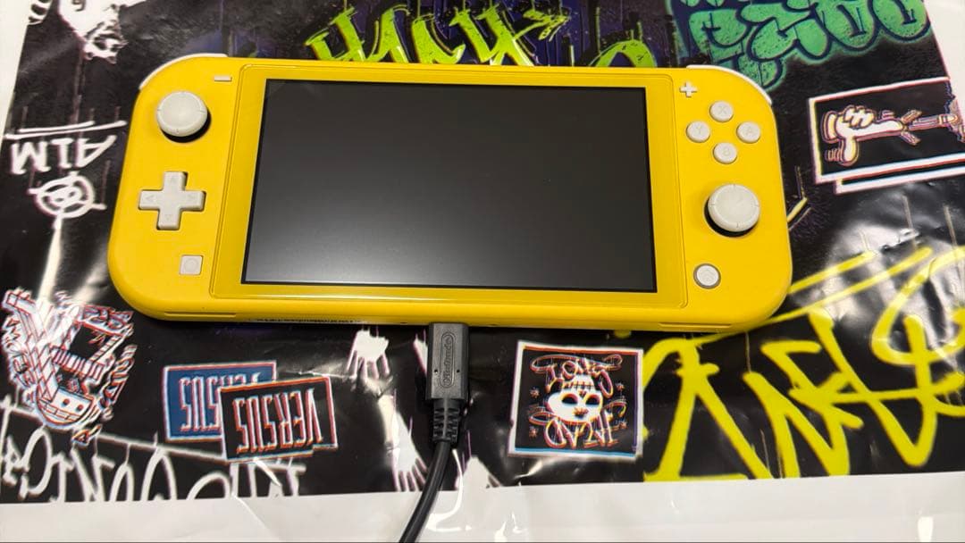 Switch Lite イエロー 本体