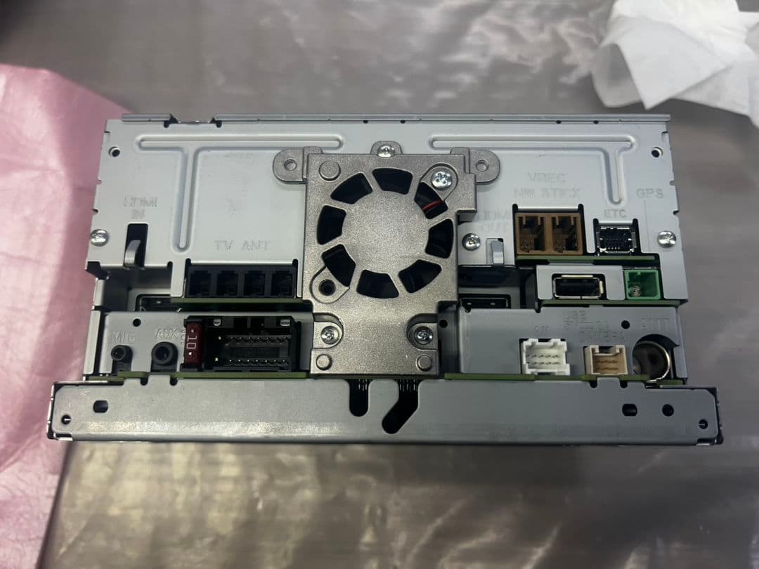 Pioneer AVIC-RW720 カーナビ