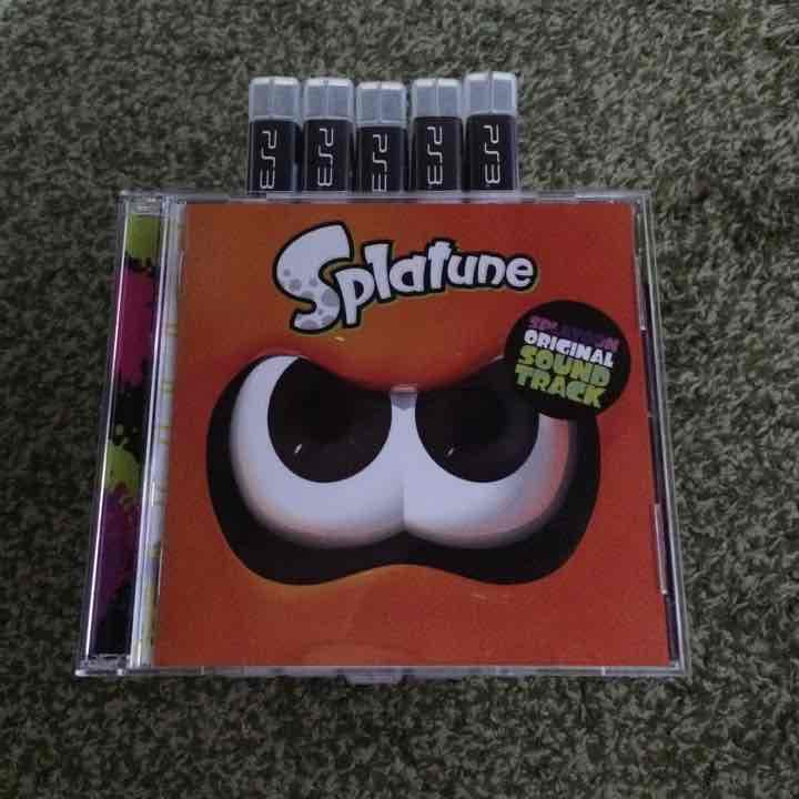 ☆最終値下げ☆オマケ沢山☆WIIUマリオカート8セット+スプラトゥーン