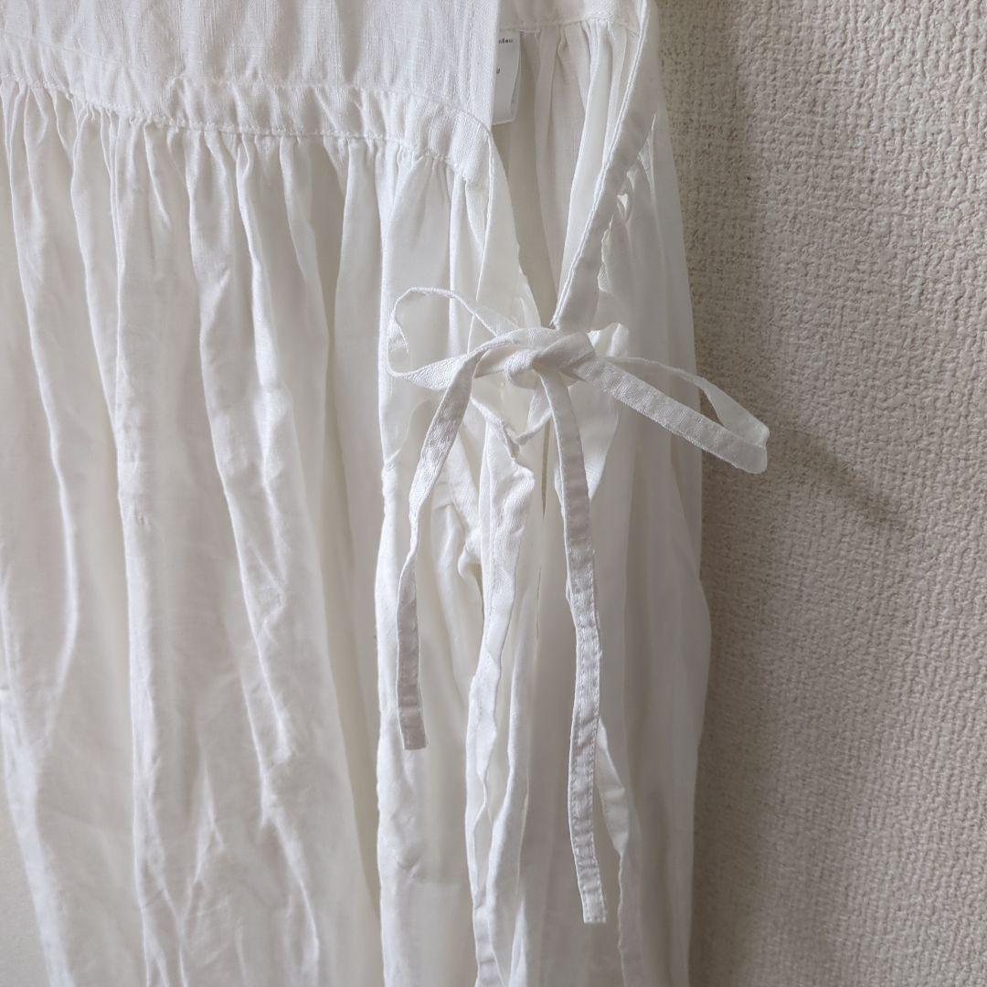 メグリメグッテさんのエプロンワンピース