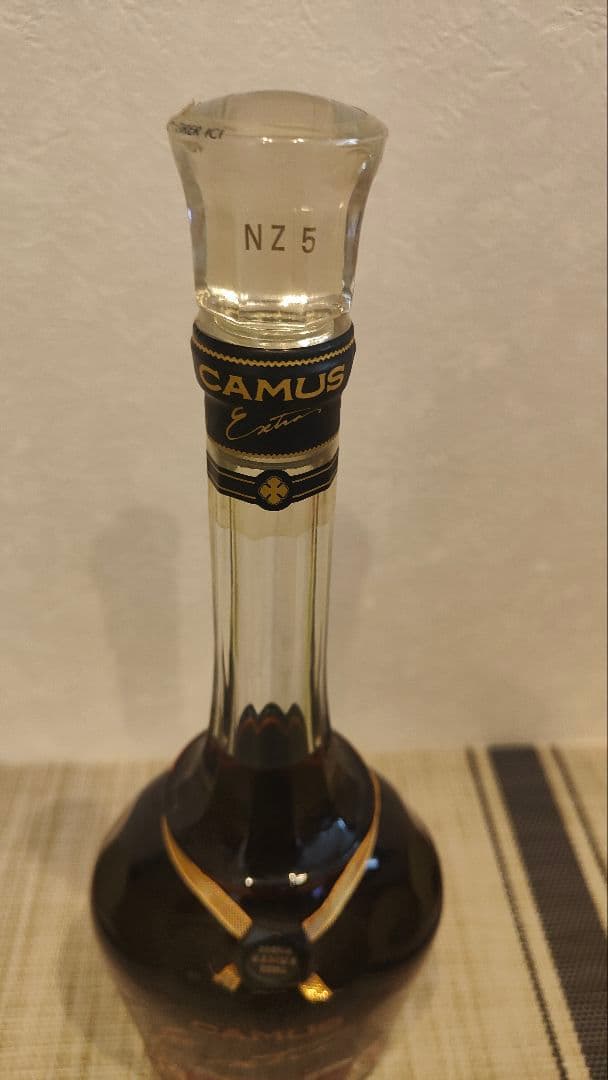 【新品未開栓】CAMUS Extraカミュ エクストラ ロングネック 700ml