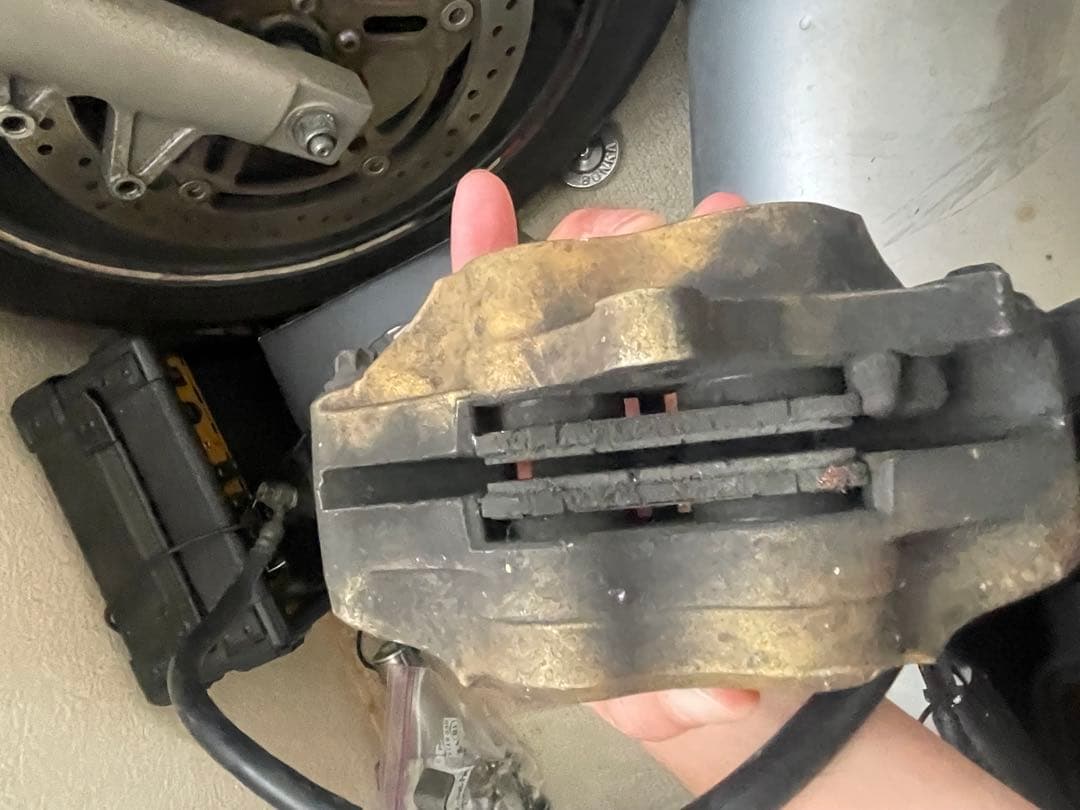 ホーネット250 キャリパー マスター