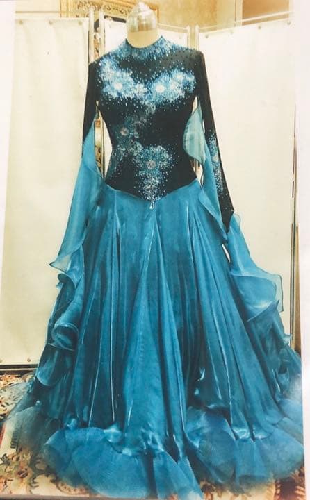 美品!!社交ダンス スタンダードドレス Ｍサイズ程度