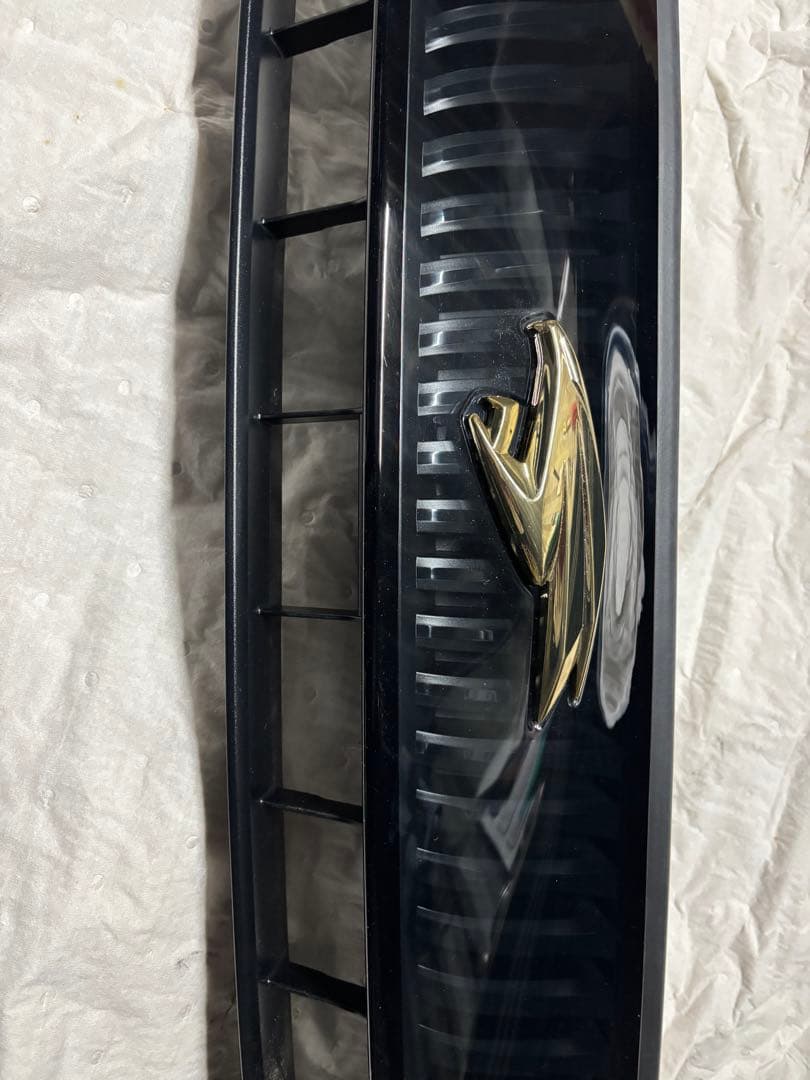 60ハリアー純正フロントグリル