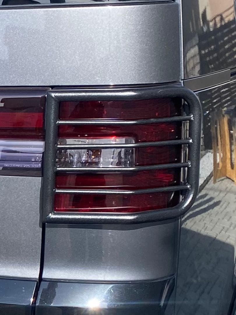 デリカd5 テールレンズガード