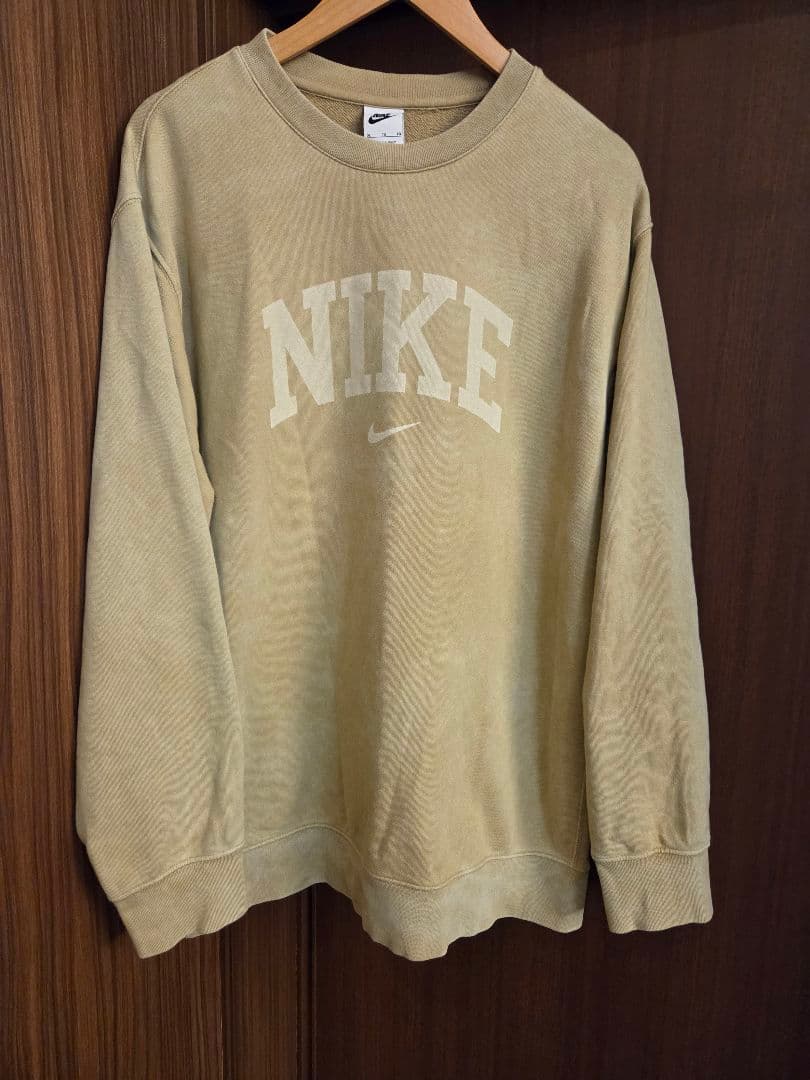 NIKE　ナイキ　ベージュ スウェット　セットアップ　トレーナー