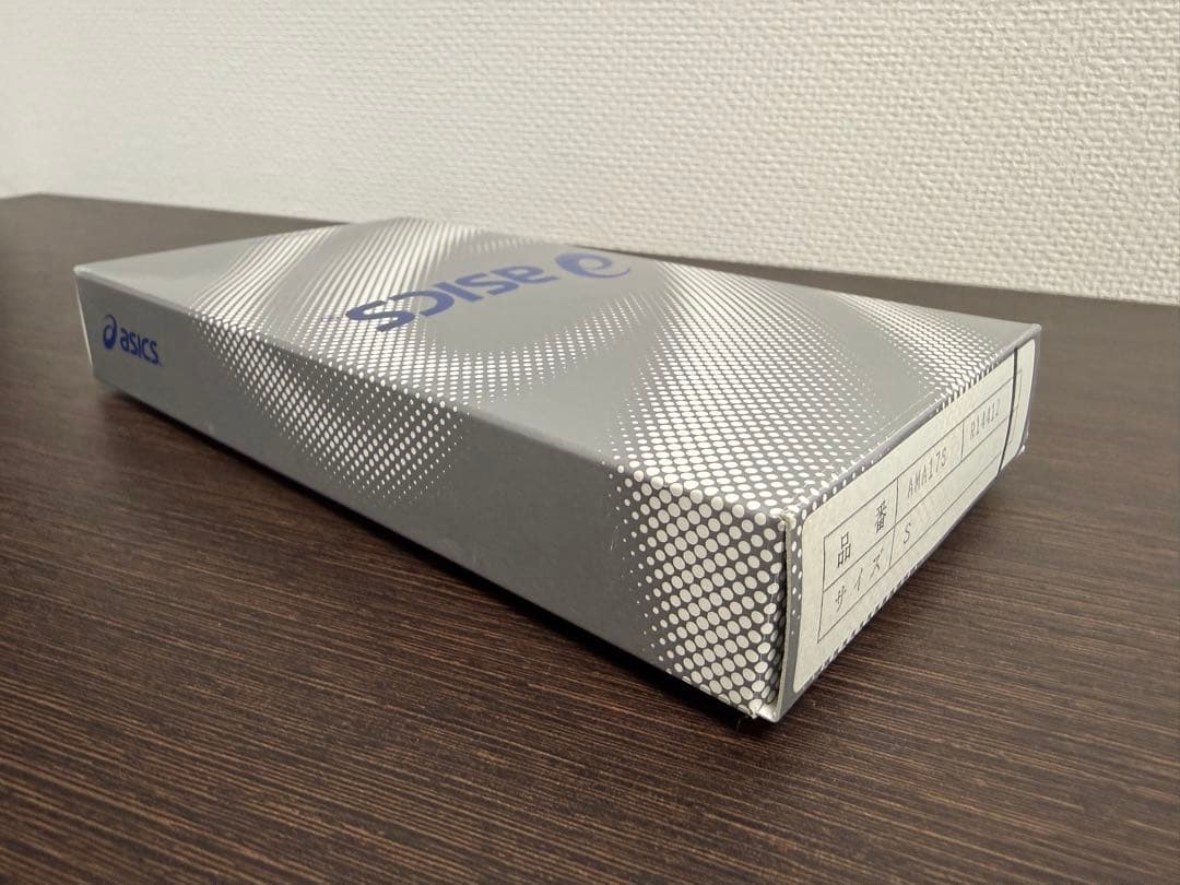 【超希少品・新品未使用】asics　競泳水着　Sサイズ