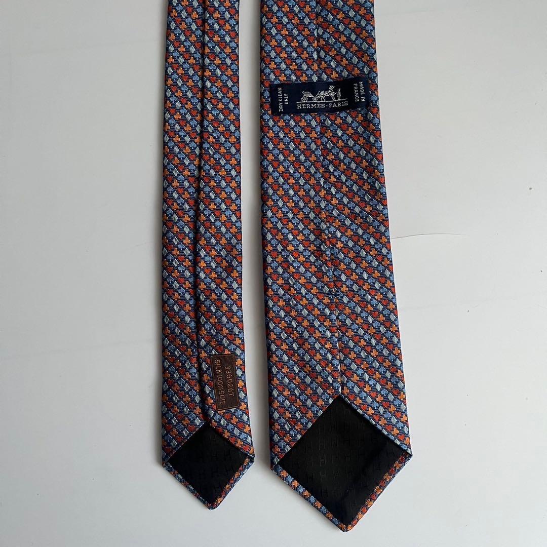 ✨未使用級✨　HERMES ネクタイ　トランプ柄　シルク100% マルチカラー