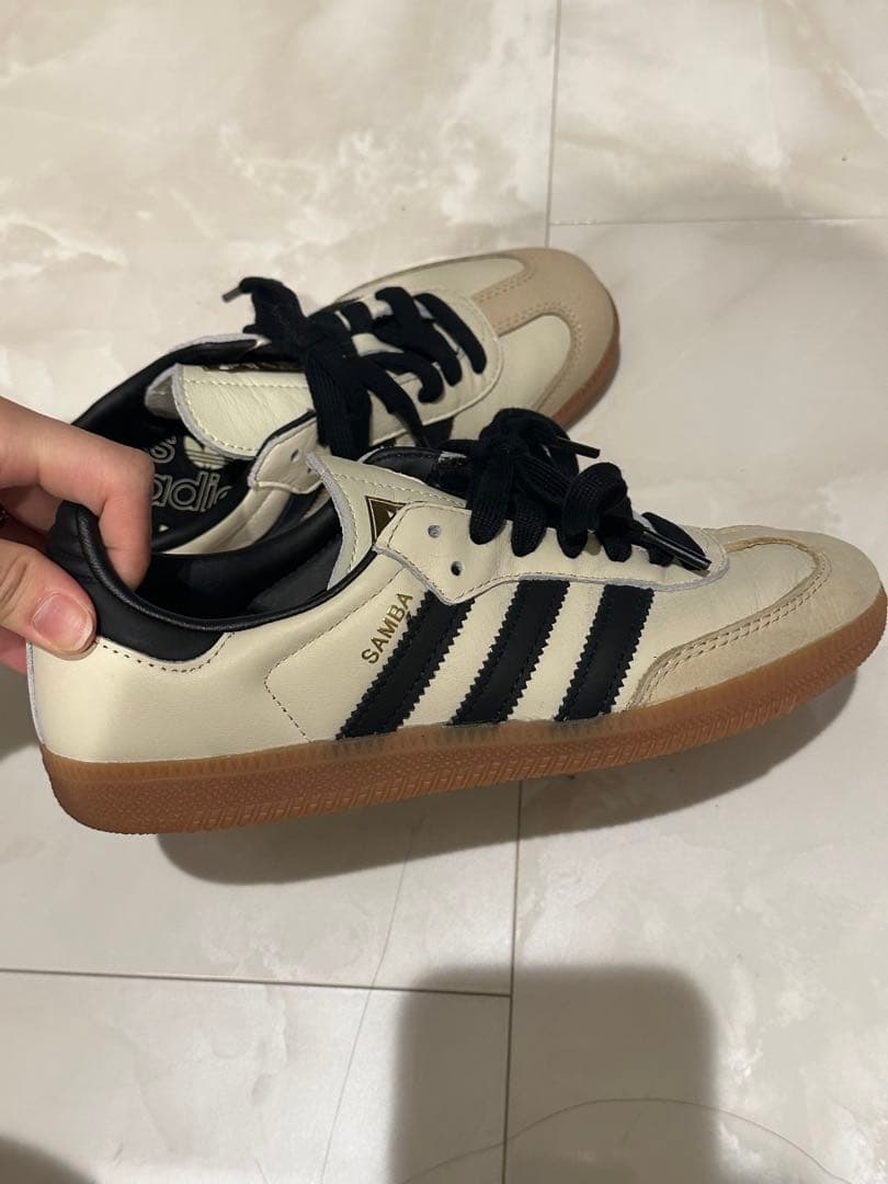 adidas Samba スニーカー クリーム/ブラック