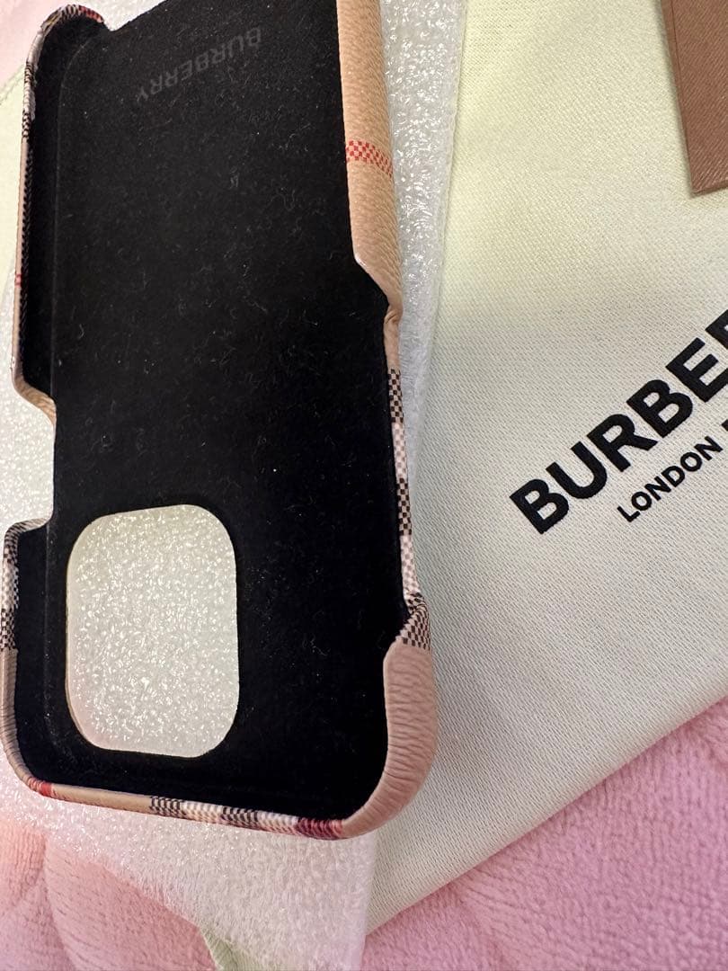 Burberry iPhone14Pro iPhoneケース　処分前価格