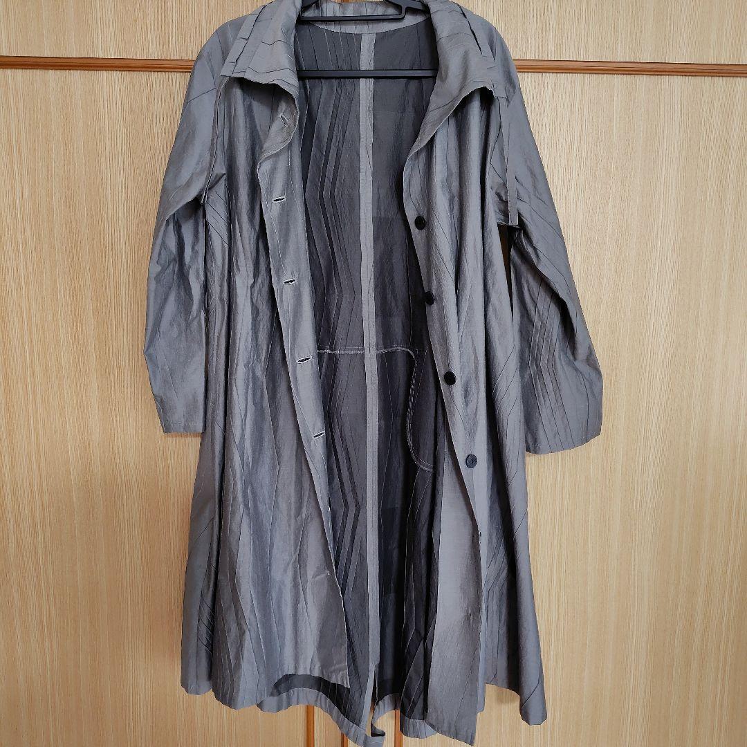 センソユニコのコート新品未使用タグ付き