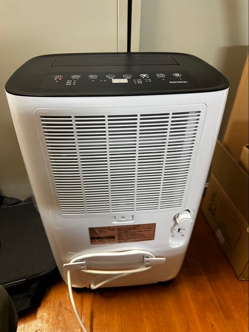 山善　衣類乾燥除湿機　最大30L/日　2022年製　YDC-E300