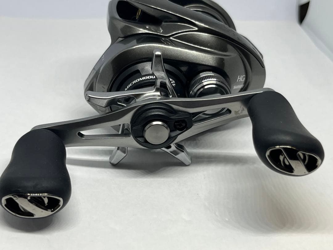 シマノSHIMAMOベイトリール20 メタニウム HG LEFT