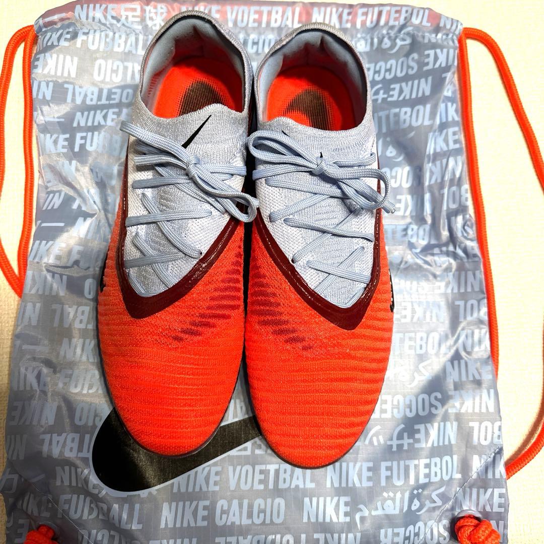 ナイキ ファントム 6 LOW エリート AG-PRO(ブルー×レッド)