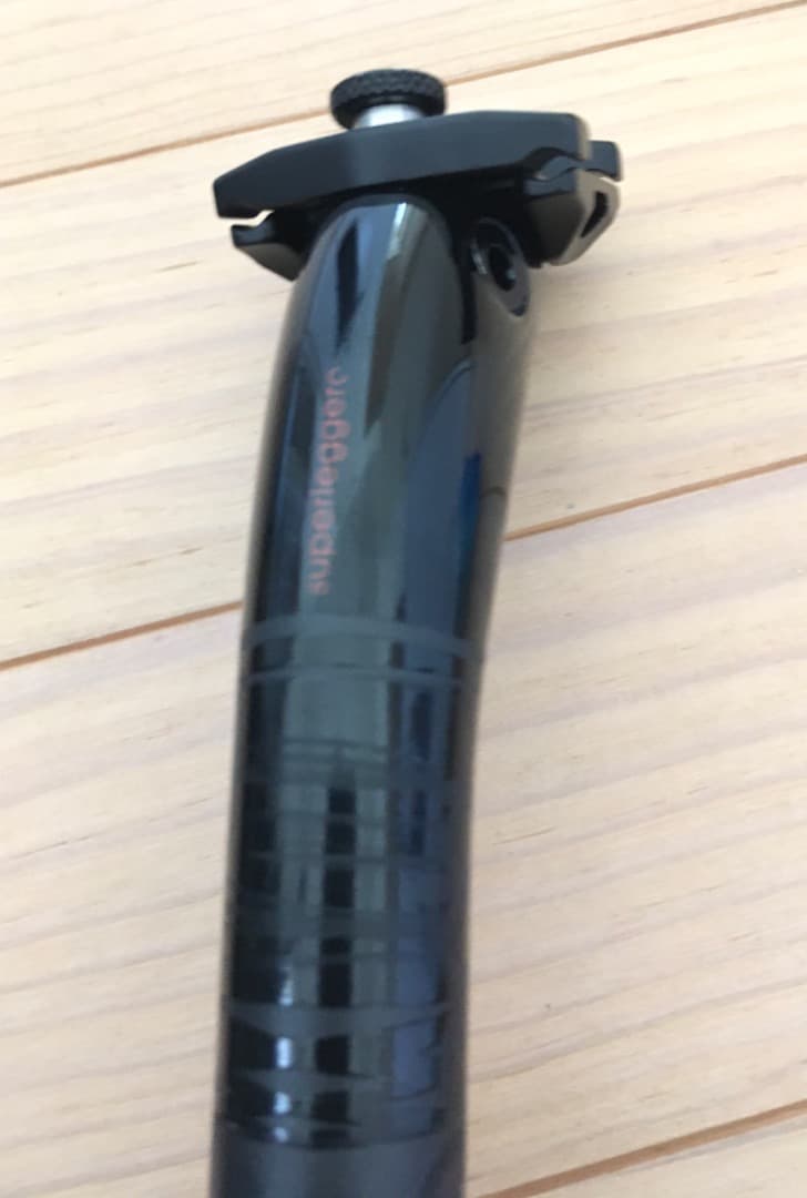 セライタリア SLR サドル　DEDA カーボンシートポストセット