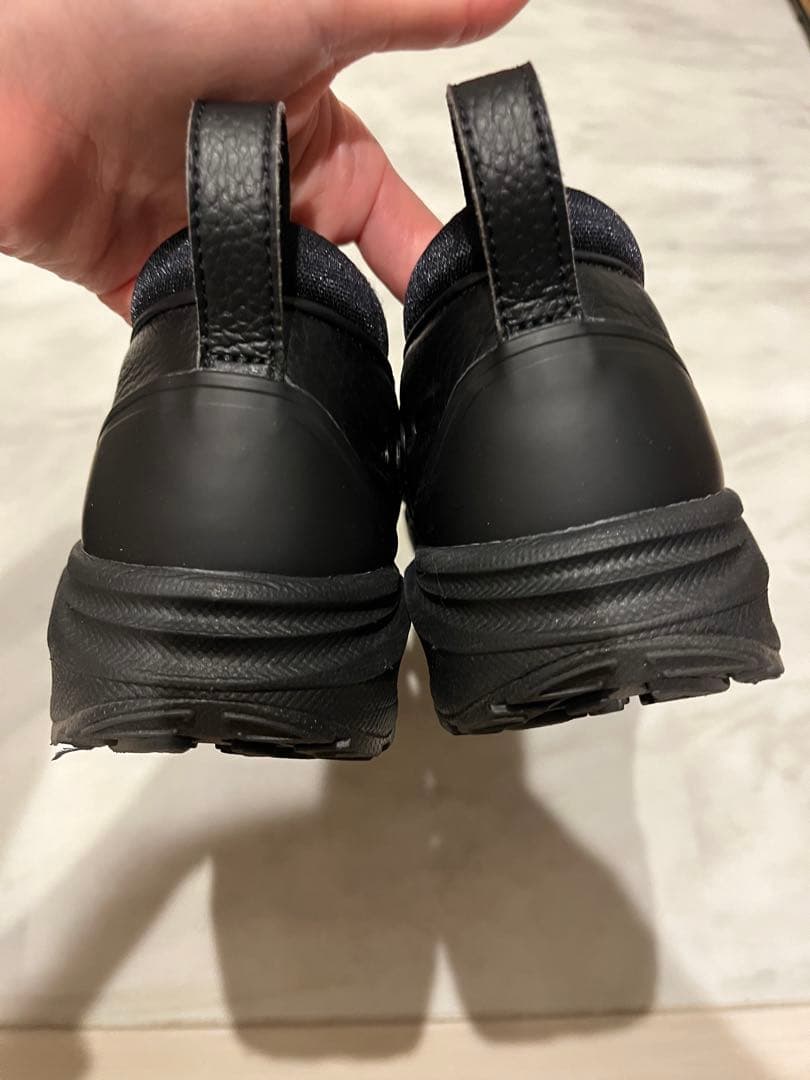 ナイキ　エアマックス　フェノメナ　黒　25cm