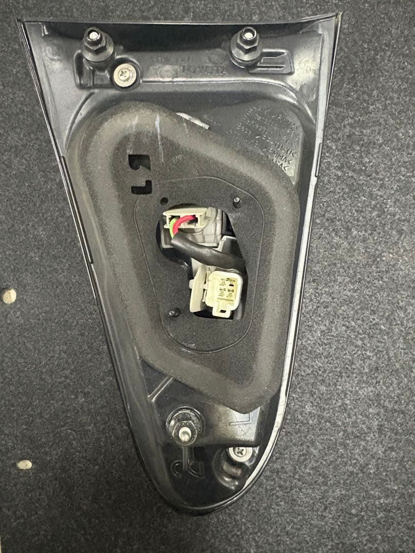 カ*ン様 トヨタ　シエンタ　170 テールランプ