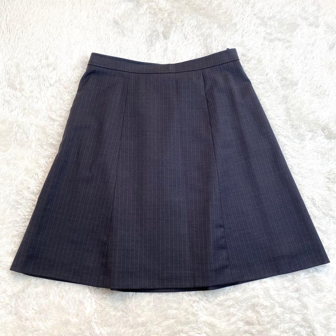 近年モデル　美品　4XL 組曲　スーツ　スカートセットアップ　YUNSA グレー