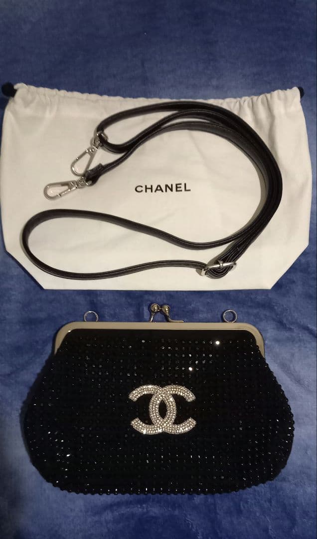 CHANEL　ノベルティ　がま口　ミニショルダー