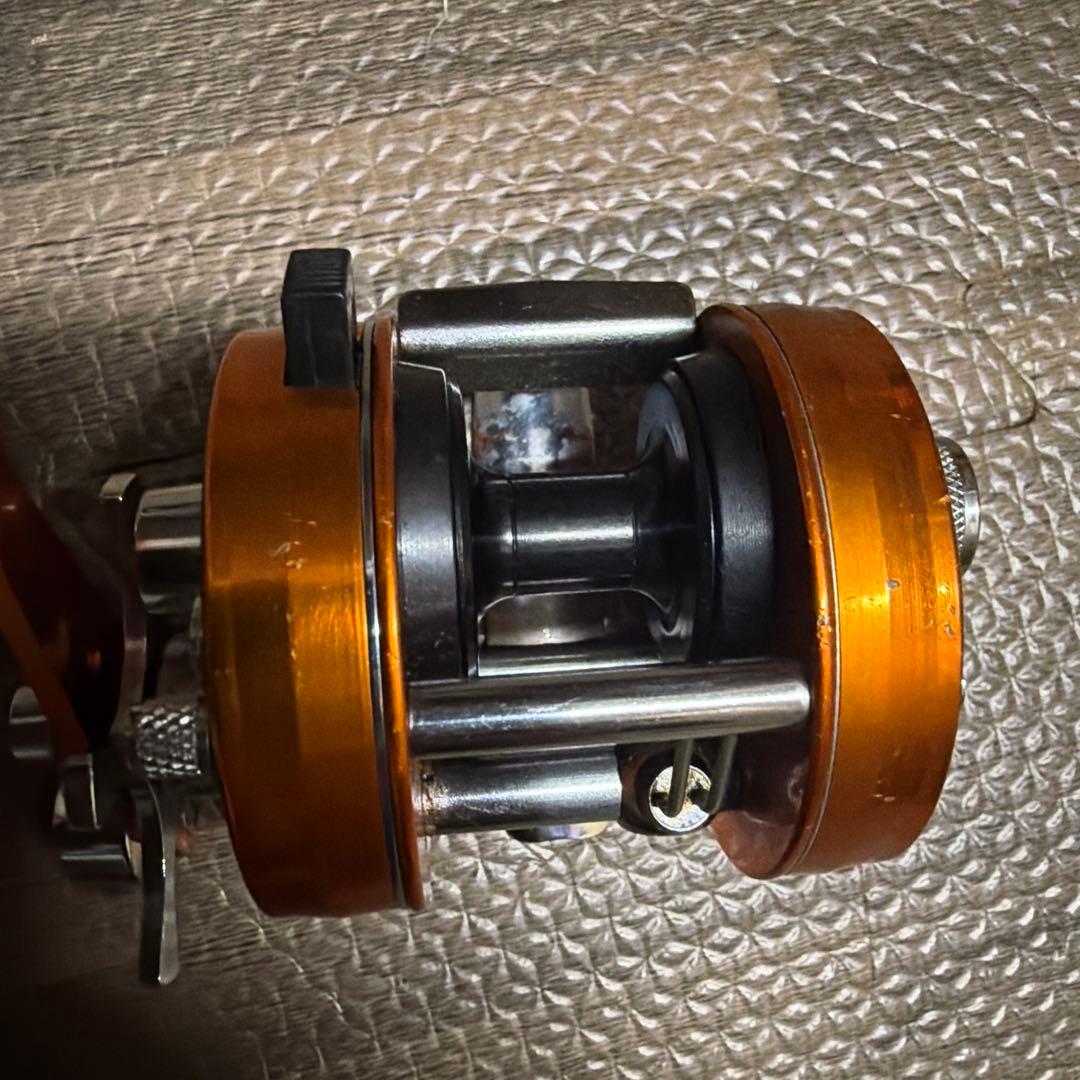 ABUアンバサダー1500cサンセットオレンジ　復刻モデル