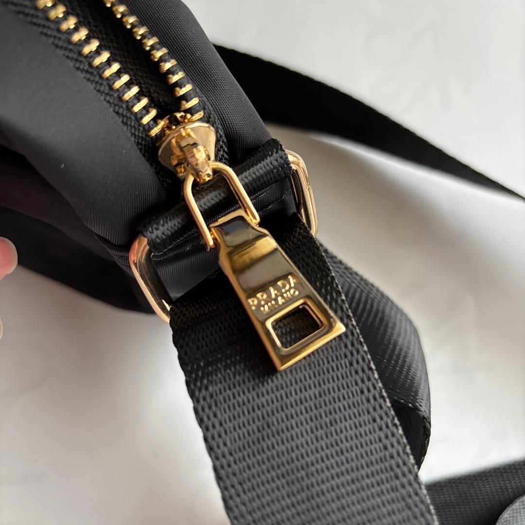 【まなみ】未使用　ノベルティ　ショルダーバッグ　ナイロン　ブラック