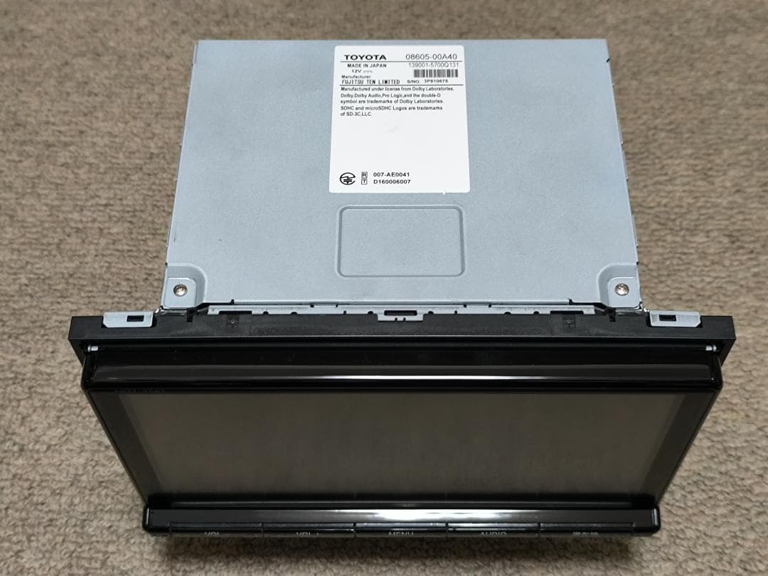 トヨタ 純正ナビ NSZT-Y66T セキュリティ解除済み とてもきれいです