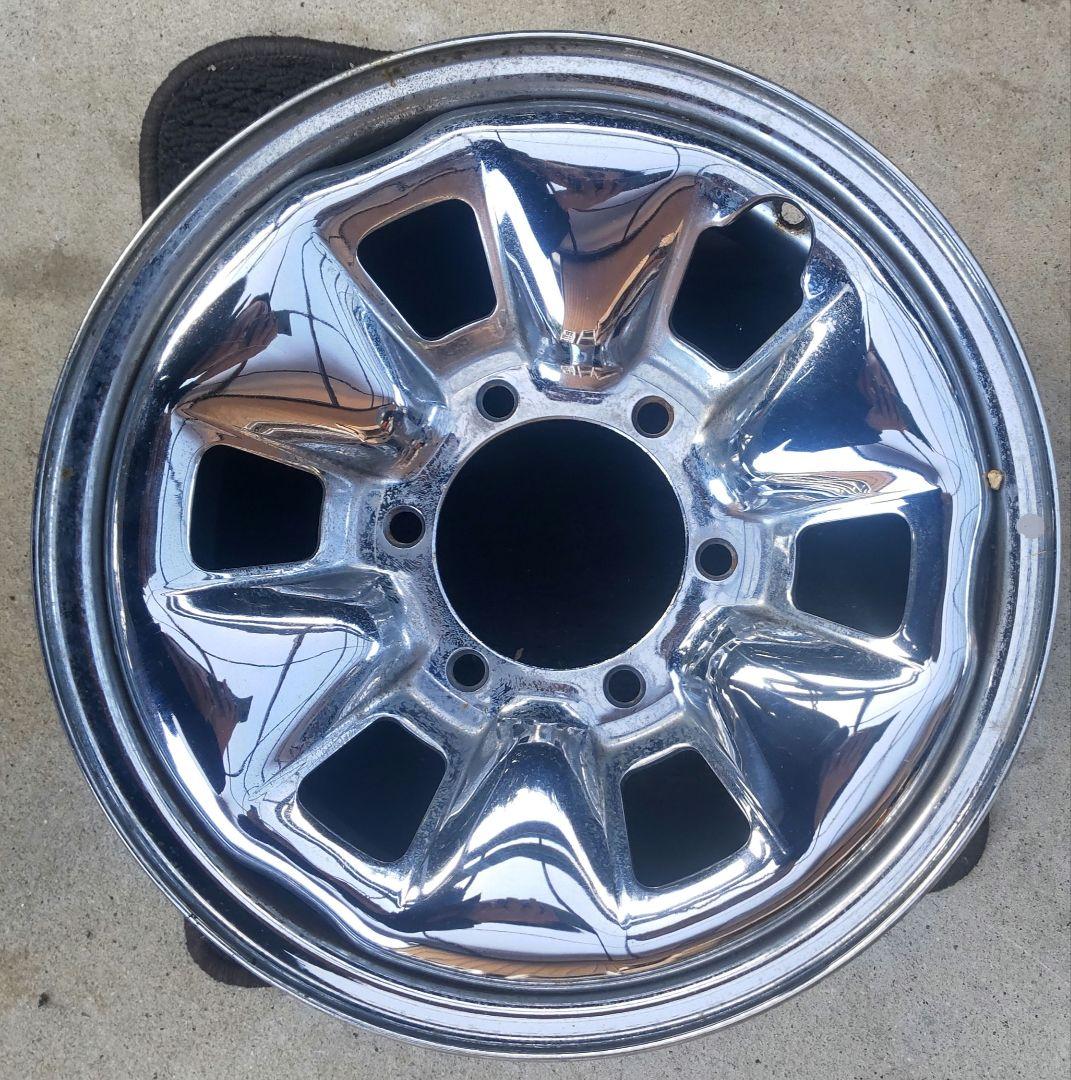 エ*オ様 トヨタ純正 ハイエース ハイラックス サーフ 15インチ クロームメッ