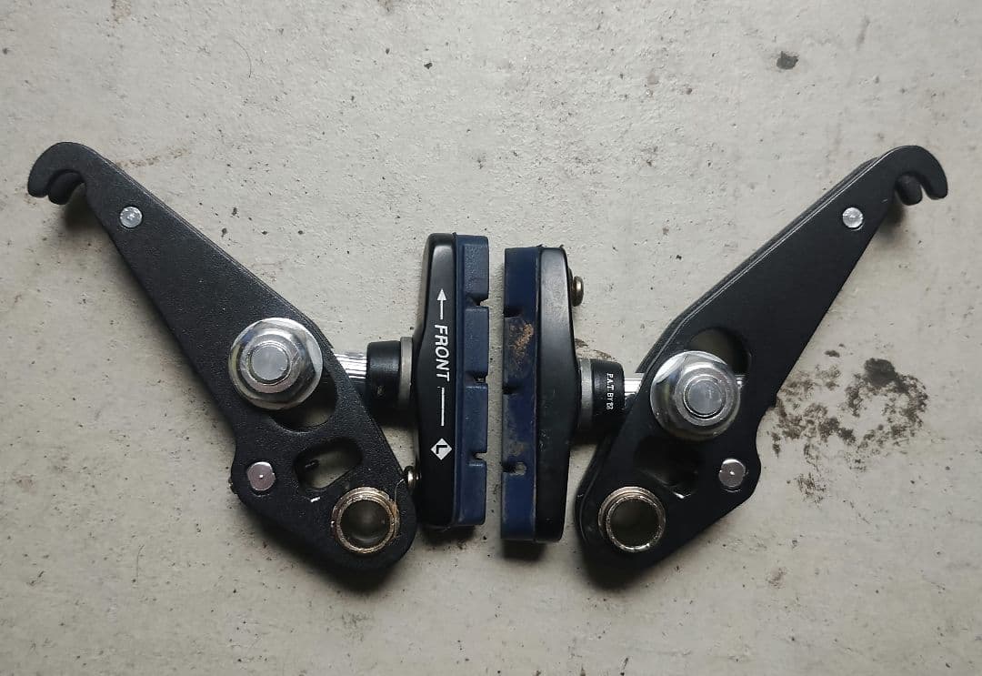 ディズナ　Dixna CROSS　カウンターカンティブレーキ　前後セット