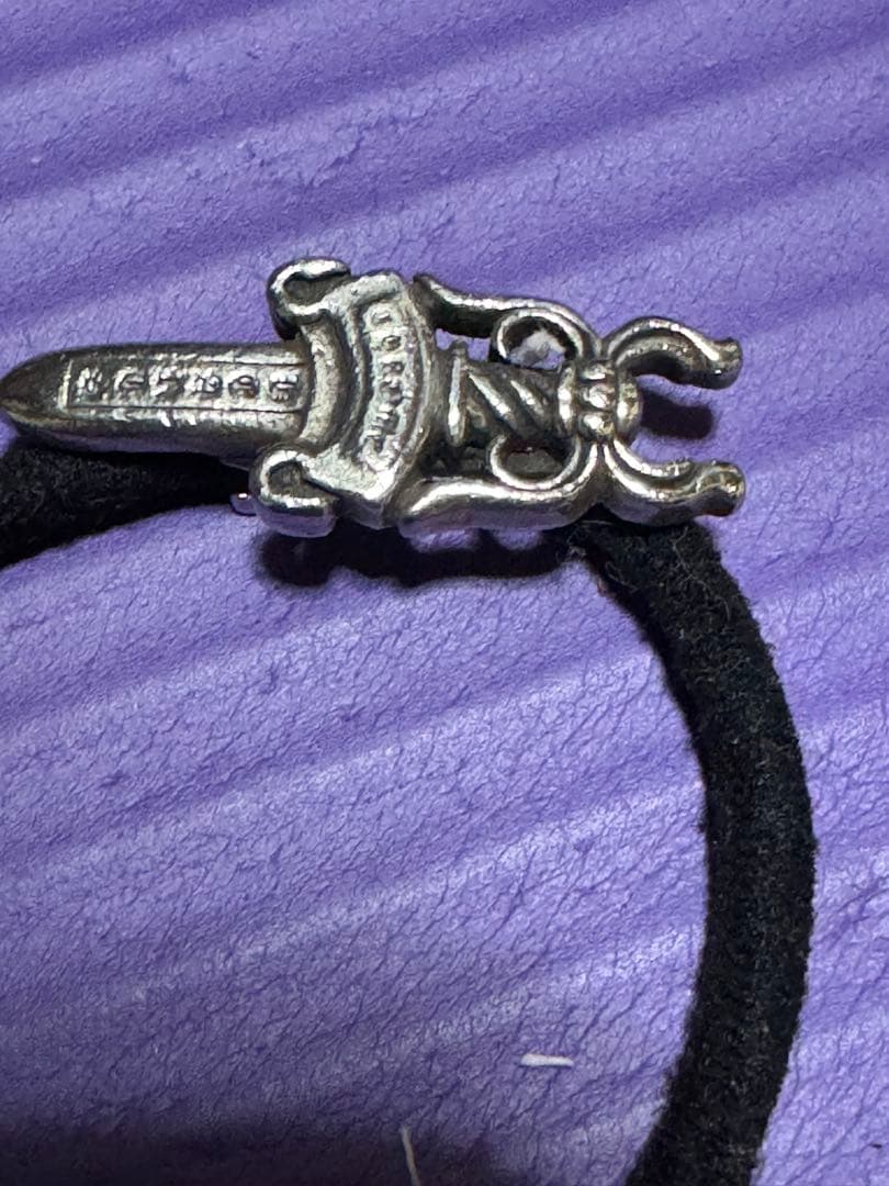 クロムハーツ　タガー　ヘアゴム