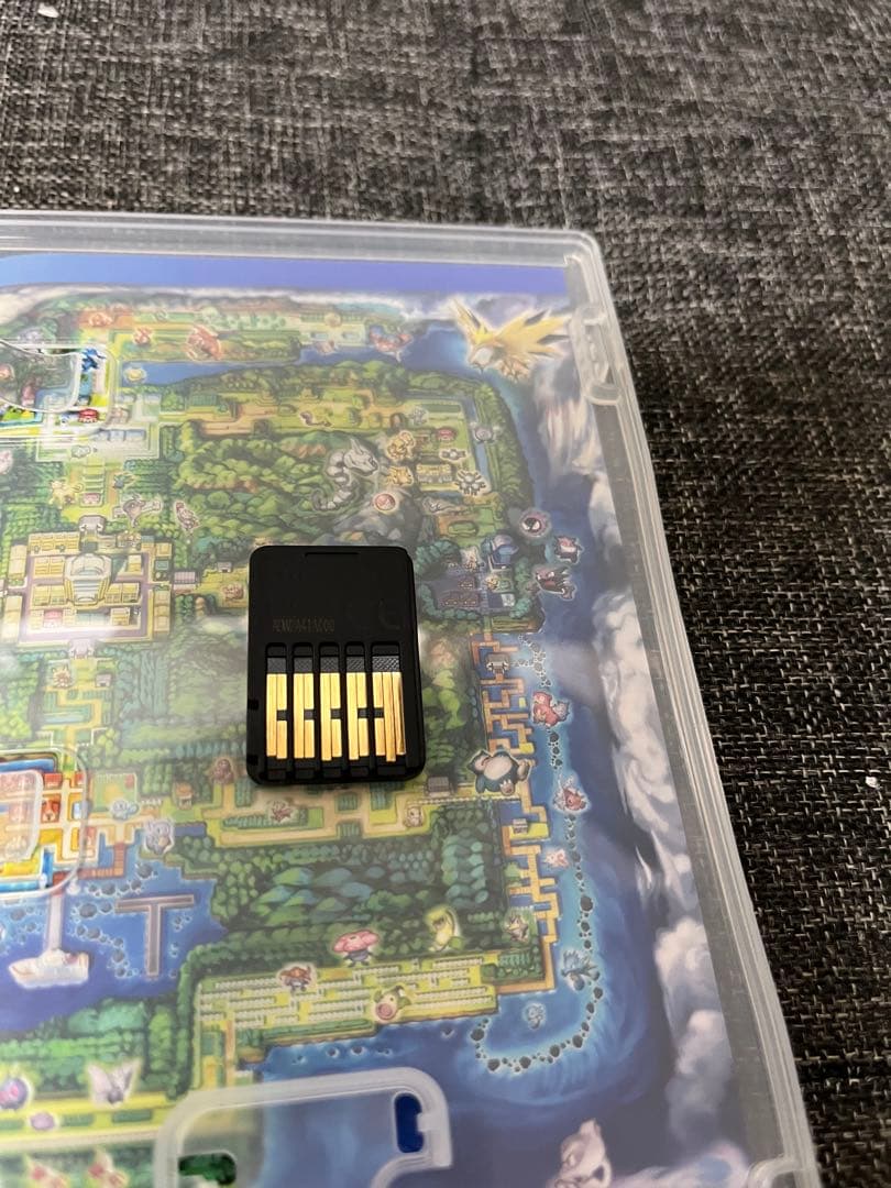 貴重Switch ポケモン　Let's Go! ピカチュウ + モンスターボール