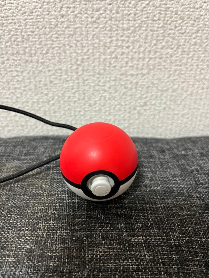 貴重Switch ポケモン　Let's Go! ピカチュウ + モンスターボール