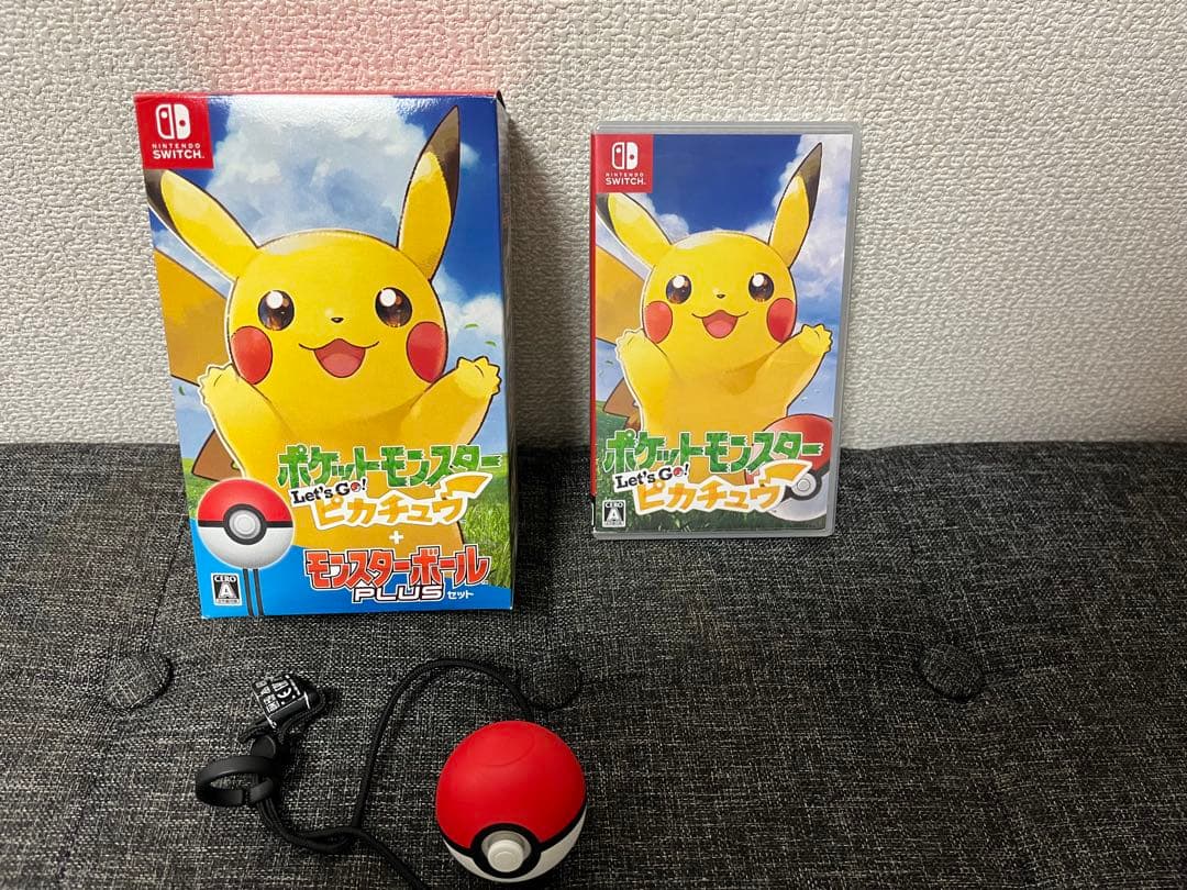 貴重Switch ポケモン　Let's Go! ピカチュウ + モンスターボール