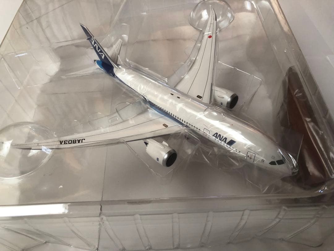 全日空商事1/200 B787-8 JA803A 実機導入前モデル
