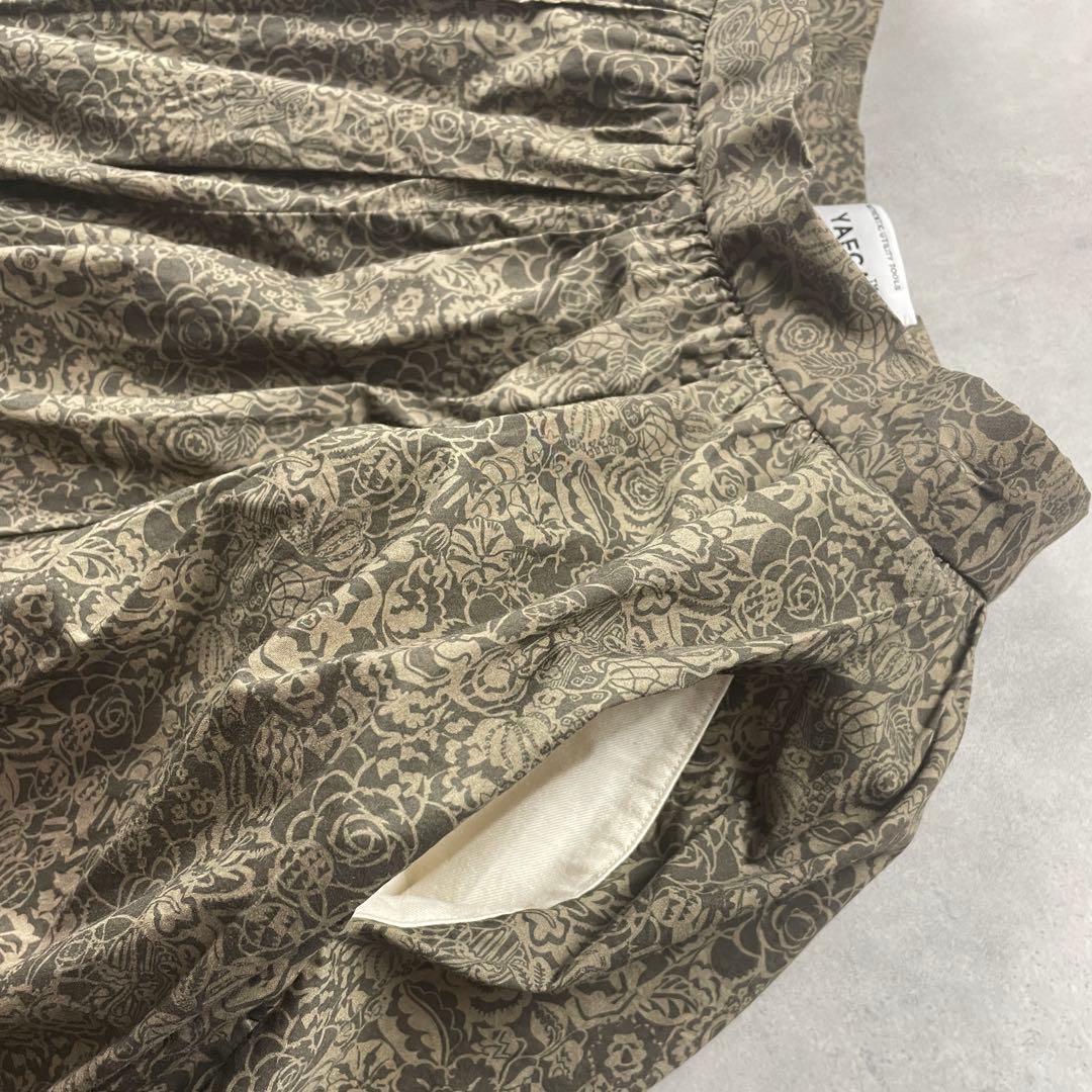 美品　YAECA ヤエカ　タックキュロット　リバティ　monogatsby柄　M