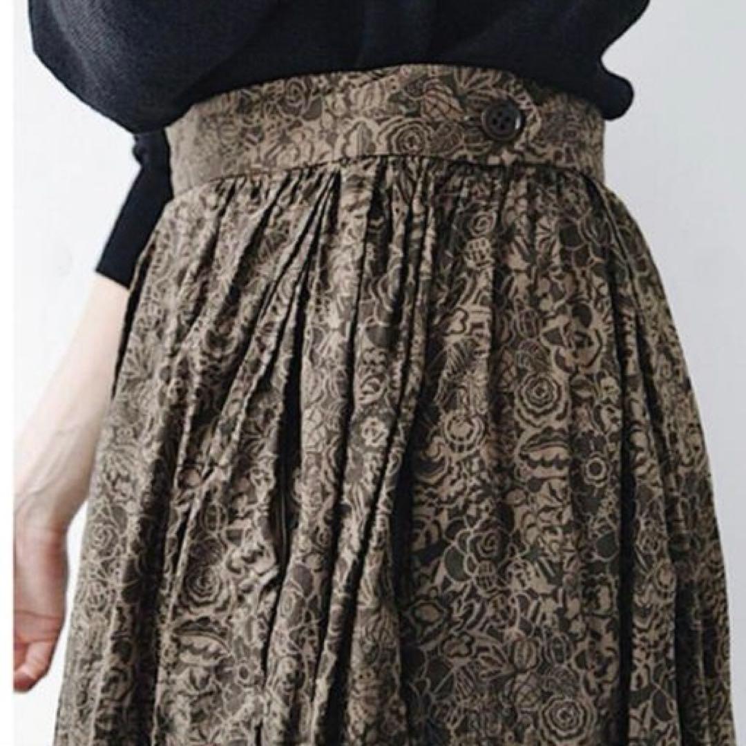 美品　YAECA ヤエカ　タックキュロット　リバティ　monogatsby柄　M